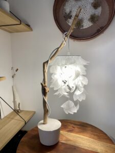 LAMPE PAMPILLES BLANCHES